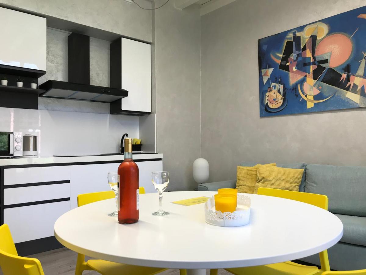 Vea Apartment Padenghe sul Garda Dış mekan fotoğraf